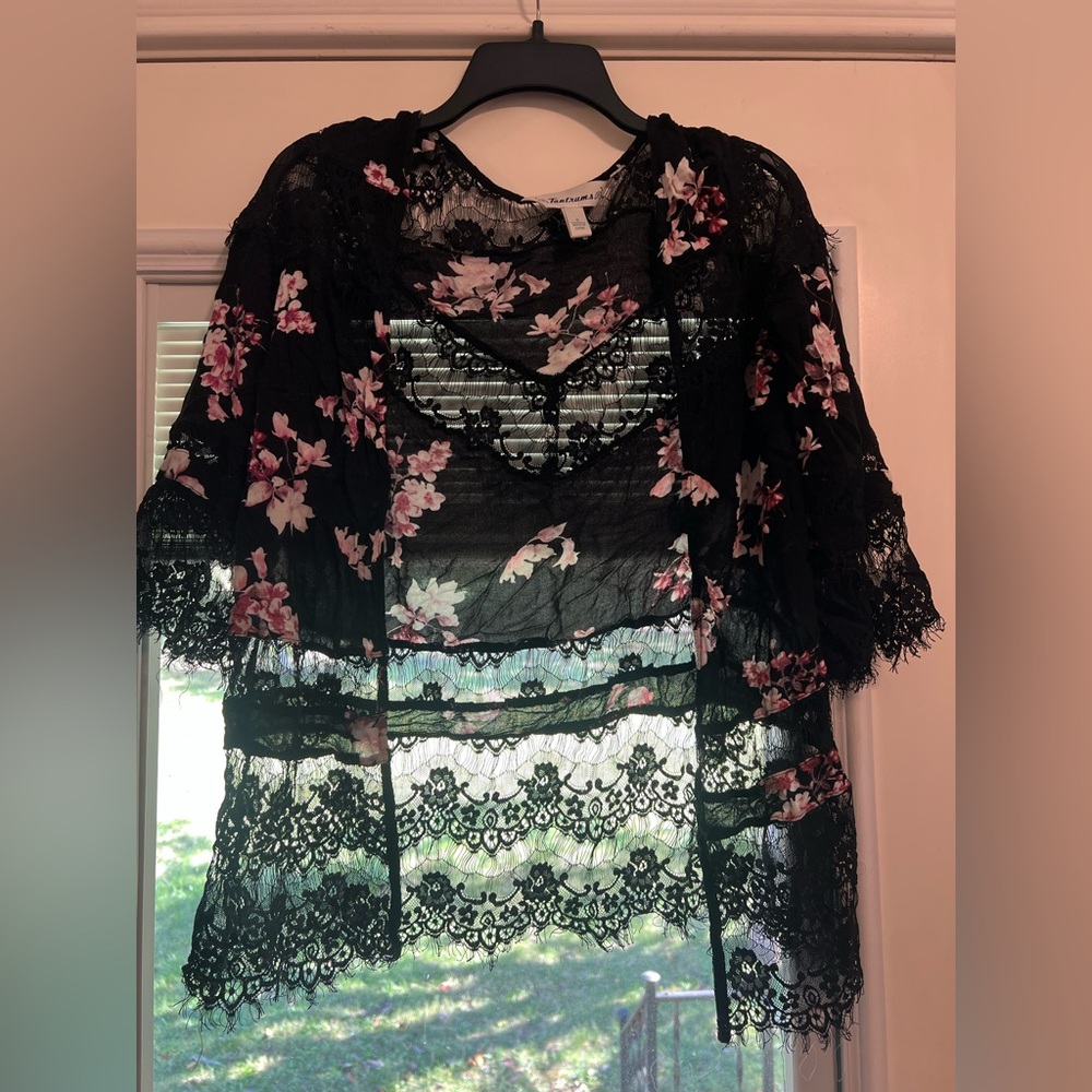Sheer/lace kimono